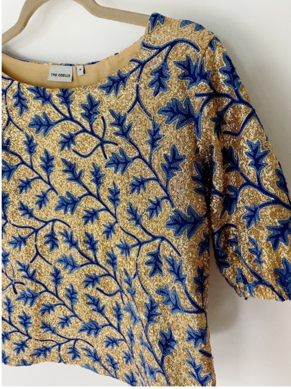 The Odells Bianca Anthro Blue Leaf Embroidered metallic gold tinsel Med.